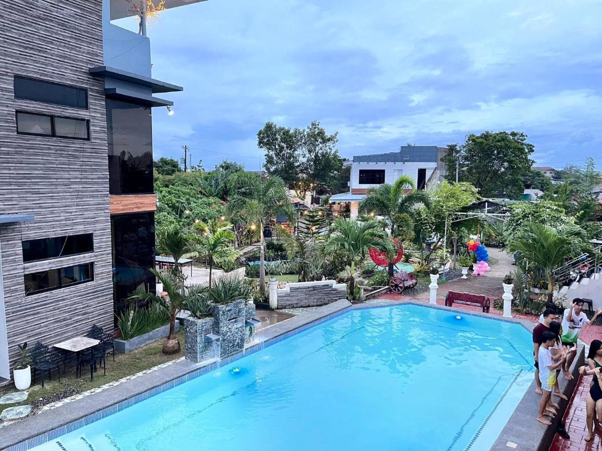 Hotel Little Rock Cebu Lapu-Lapu City Exteriér fotografie
