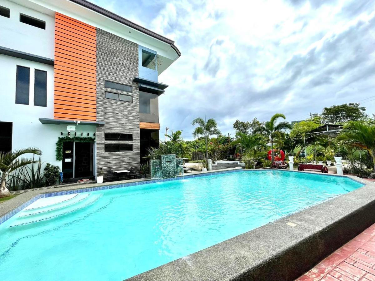 Hotel Little Rock Cebu Lapu-Lapu City Exteriér fotografie