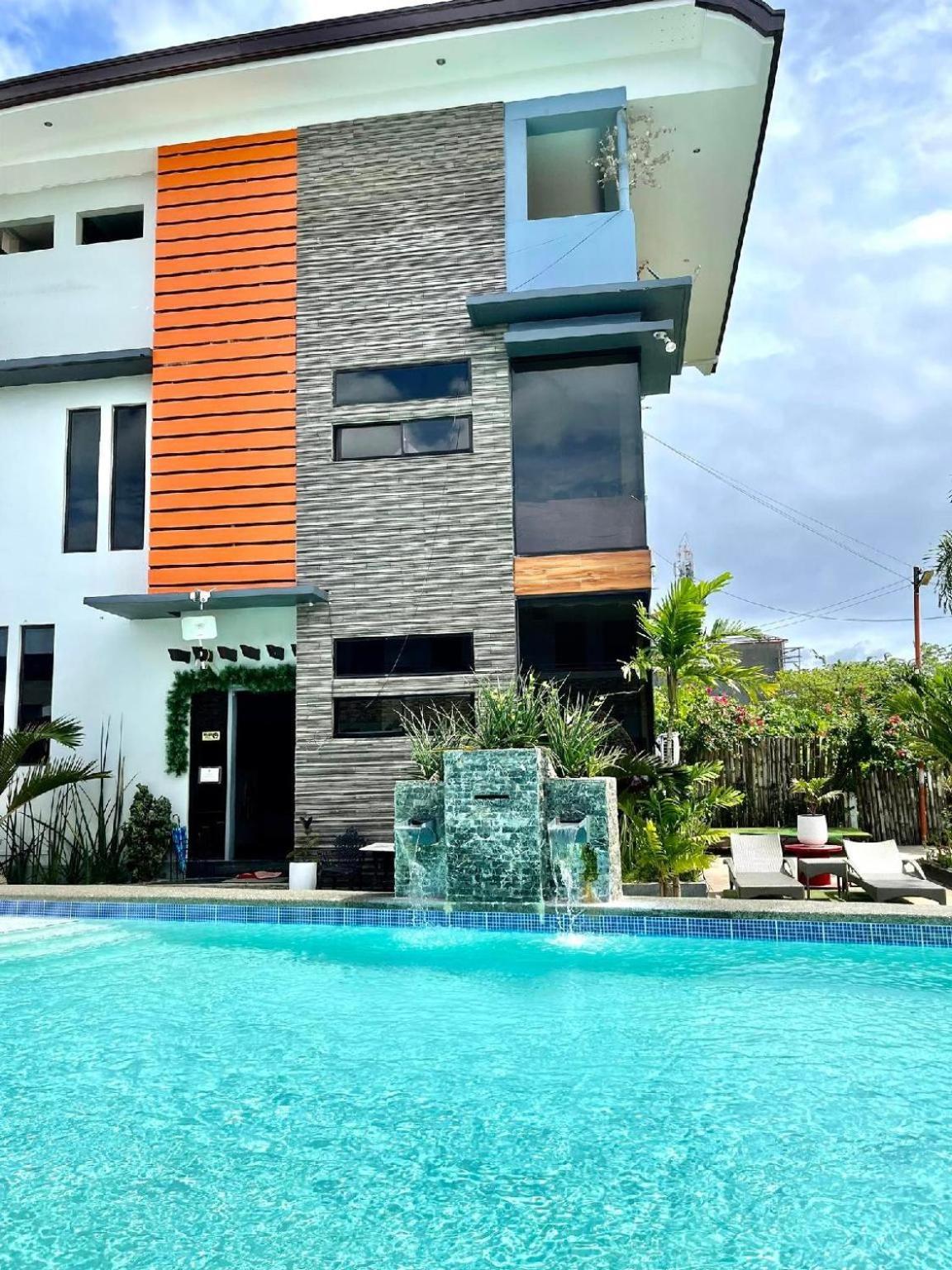 Hotel Little Rock Cebu Lapu-Lapu City Exteriér fotografie